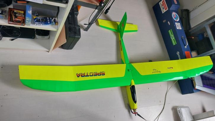 Great Planes Spectra modelzweefvliegtuig 2mtr, Hobby en Vrije tijd, Modelbouw | Radiografisch | Vliegtuigen, Gebruikt, Elektro