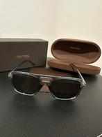 Tom Ford Zonnebril - Stijlvol en Elegant, Huis en Inrichting, Woonaccessoires | Krantenbakken en Lectuurbakken, Ophalen of Verzenden