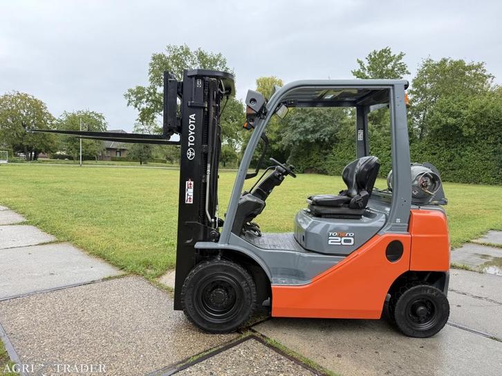 Toyota 2000KG LPG | 3-delig 4.7m Sideshift|  BJ2016 | 5700uu, Zakelijke goederen, Machines en Bouw | Heftrucks en Intern transport
