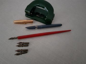 Antieke Schrijfwaren  beschikbaar voor biedingen