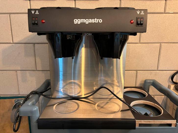 GGM Gastro Filter Koffiezetapparaat 2x2L warmhoudplaten, Huis en Inrichting, Keuken | Keukenbenodigdheden, Ophalen