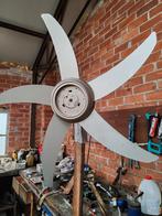 Windmolen die 6 volt opwekt, Tuin en Terras, Windwijzers en Windmolens, Ophalen of Verzenden, Zo goed als nieuw