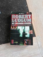 Robert Ludlum - Het Cassandra Verbond, Ophalen of Verzenden, Zo goed als nieuw, Nederland