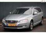 Volvo V70 2.0 D4 Nordic+ Leer/Stoelverwarming/Navigatie/Park, Auto's, Voorwielaandrijving, Traction-control, Zilver of Grijs, Te koop
