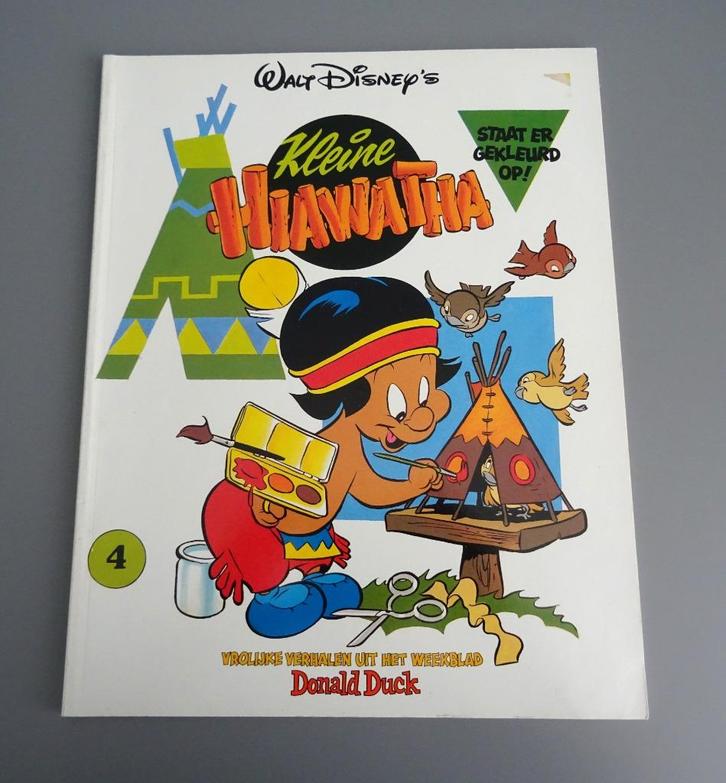 Kleine Hiawatha staat er gekleurd op!, Boeken, Stripboeken, Zo goed als nieuw, Eén stripboek, Ophalen of Verzenden