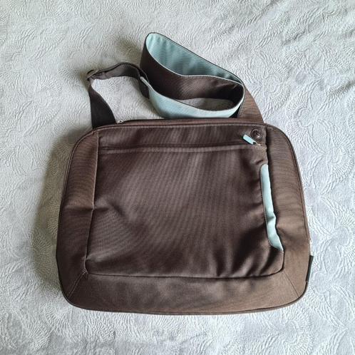 BELKIN bruine laptoptas (messenger bag), Computers en Software, Laptoptassen, Zo goed als nieuw, Schoudertas, 15 inch, Ophalen of Verzenden