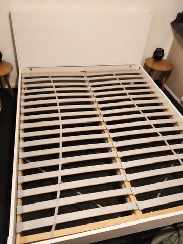 Mooi bedframe incl. lattenbodem 160 x 200 - afbeelding 1