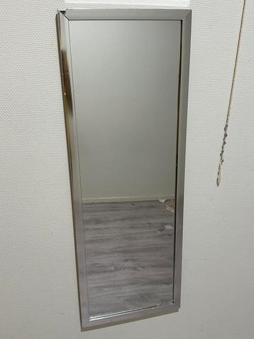 Mirror for free! beschikbaar voor biedingen