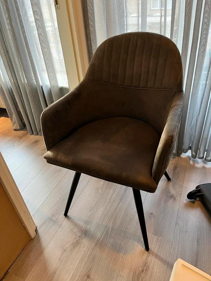 Set van 4 donkergrijze eetkamerstoelen in goede staat, Huis en Inrichting, Stoelen, Vier, Ophalen