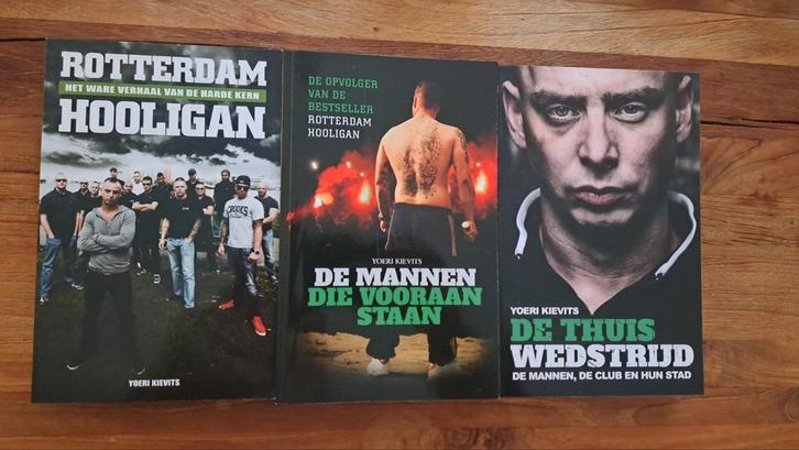 3 boeken van Yoeri Kievits - Rotterdam Hooligan, Boeken, Overige Boeken, Zo goed als nieuw, Ophalen of Verzenden