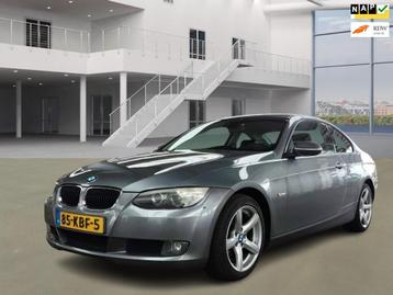BMW 3-serie Coupé 320i/aut/xenon/leder/navi/psensor beschikbaar voor biedingen