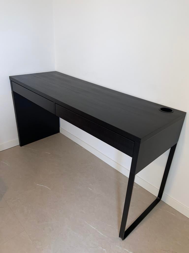 Ikea, Micke Bureau, Zwartbruin, Ophalen, Zo goed als nieuw