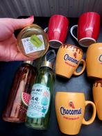 Keuken Spullen - Mokken en Waterflessen, Ophalen, Zo goed als nieuw