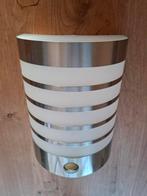 Z.g.a.n. mooie buitenlamp met sensor + ledlamp., Ophalen, Minder dan 50 watt, Wandlamp, Rvs