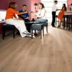 Trend Eiken Bruin D 3128 8mm 4X V Groef, Bruin, Nieuw, Ophalen of Verzenden, 25 tot 50 m²