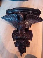 Antieke houten Valk wandconsole met adelaar, Ophalen