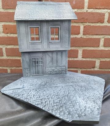 Dioramabase met Duits fachwerkhaus - resin 1/35 beschikbaar voor biedingen