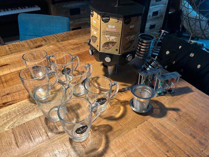 Twistea theemolen met toebehoren (8 smaken), Huis en Inrichting, Keuken | Servies, Gebruikt, Overige typen, Glas, Verzenden