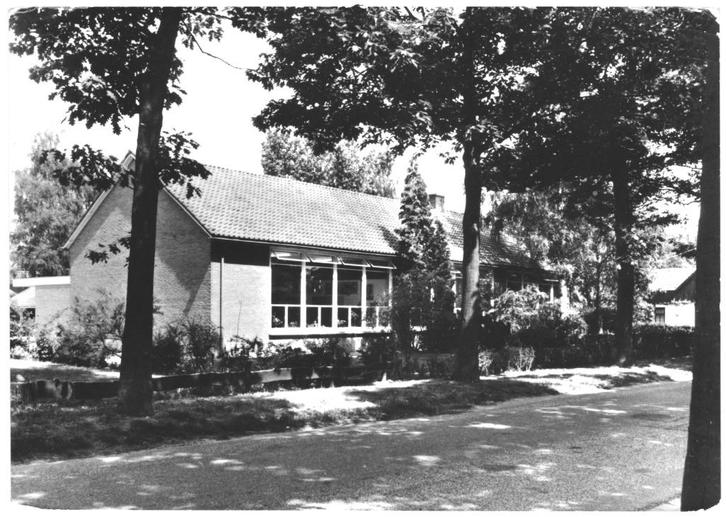 960598 Hoog Keppel Gld 1976 O L School Niet gelopen, Verzamelen, Ansichtkaarten | Nederland, Ongelopen, Gelderland, 1960 tot 1980