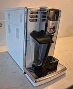 KOOPJE: Witte Philips Latte GO volautomatische koffiemachine, Witgoed en Apparatuur, Koffiezetapparaten, Ophalen, Afneembaar waterreservoir