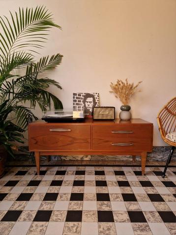 Vintage midcentury dressoir | platenspeler meubel | kast  beschikbaar voor biedingen