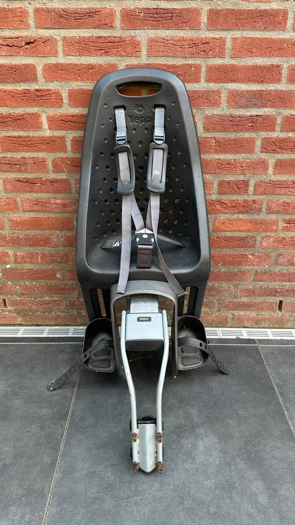 Thule GMG Yepp Maxi Fietsstoeltje Zadelbuis, Fietsen en Brommers, Fietsaccessoires | Fietsstoeltjes, Gebruikt, Achterzitje, 9 t/m 36 kg
