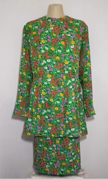 Groene deux-pièces met bloemendessin van Amélie Guépin  beschikbaar voor biedingen