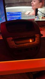 Autoradio voor Citroen C1 | Peugeot 108 | Toyota Aygo, Auto diversen, Autoradio's, Ophalen of Verzenden, Zo goed als nieuw