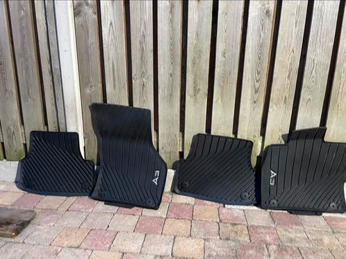 Rubberen Matten Audi A3 8V – OEM, Auto diversen, Automatten, Zo goed als nieuw, Ophalen of Verzenden