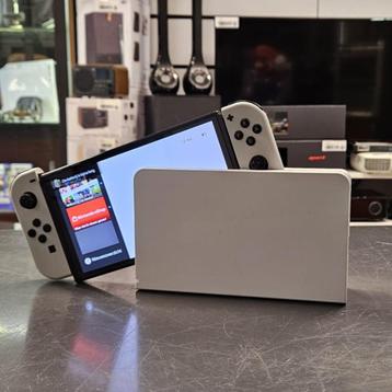 Nintendo Switch Oled - Wit - Oplader/3 Mnd Garantie beschikbaar voor biedingen