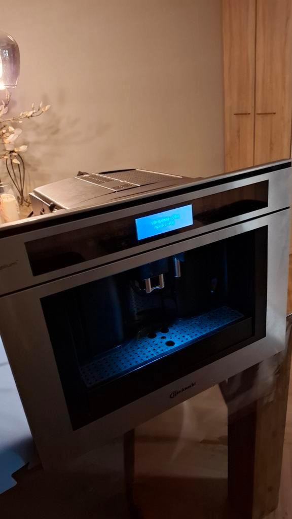 Bauknecht KMT9145IXL Inbouw Koffiezetapparaat - Defect, Witgoed en Apparatuur, Koffiezetapparaten, Niet werkend, Gemalen koffie