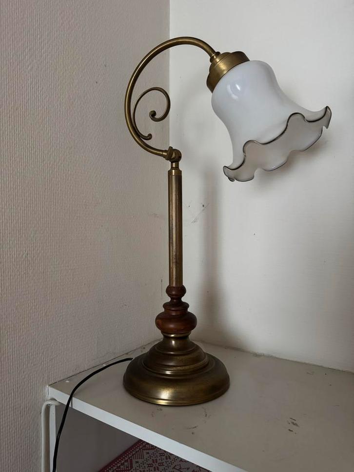 Vintage Tafellamp met Glazen Kap, Huis en Inrichting, Lampen | Vloerlampen, Gebruikt, Minder dan 100 cm, Glas, Ophalen of Verzenden