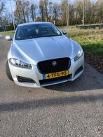 Jaguar XF 2.2D 120KW 2014 Grijs, Auto's, Jaguar, Automaat, Achterwielaandrijving, Zwart, 1850 kg