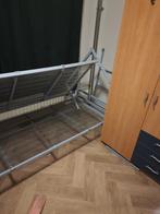 Gratis ijzeren stapelbed 200x90, Antiek en Kunst, Antiek | Meubels | Bedden, Ophalen of Verzenden