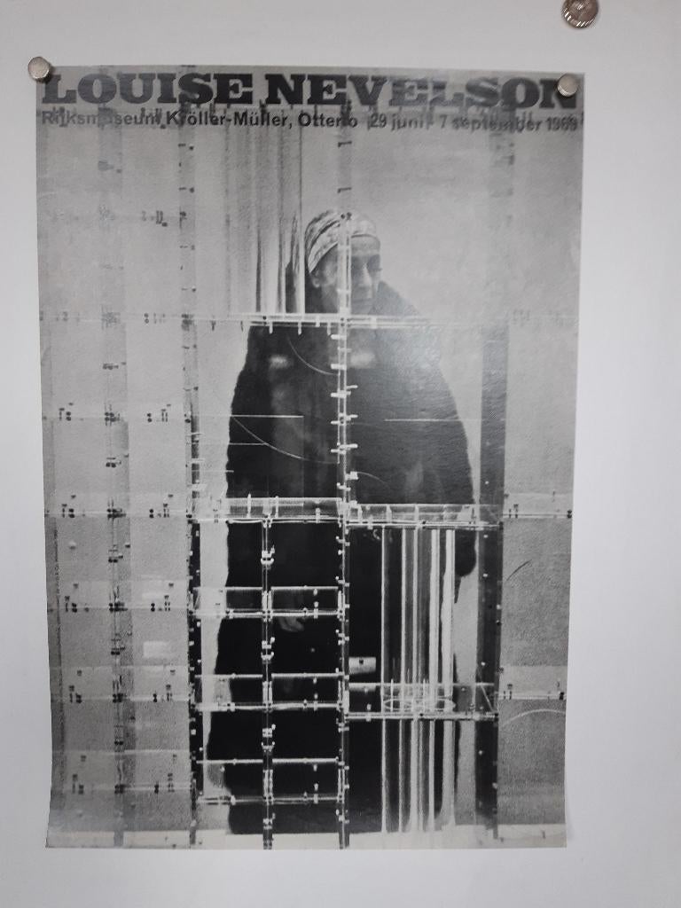Originele poster Pieter Brattinga Louise Nevelson, Ophalen of Verzenden, A1 t/m A3, Reclame, Rechthoekig Staand
