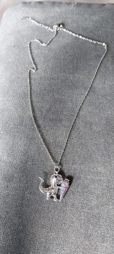 Dino Ketting met Snoepzak - Nieuw!, Sieraden, Tassen en Uiterlijk, Kettingen, Nieuw, Zilver, Zilver, Met hanger, Met strass, Ophalen of Verzenden