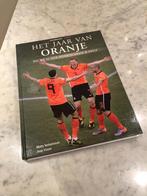 Het Jaar Van Oranje Jaap Visser / Matty Verkamman WK 2010 ZA, Gelezen, Balsport, Ophalen of Verzenden