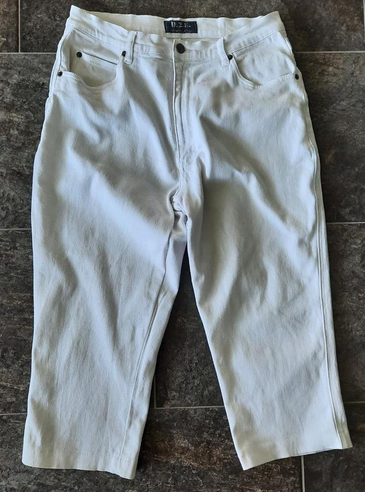 Offwhite stretch capri broek D.2.E. 42, Kleding | Dames, Broeken en Pantalons, Zo goed als nieuw, Maat 42/44 (L), Wit, Lang, Ophalen of Verzenden