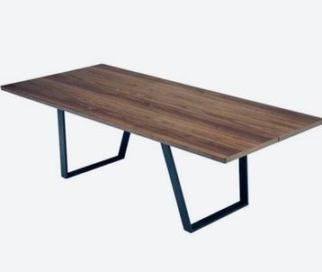 Eettafel  BoConcept - massief eiken - uitstekende staat beschikbaar voor biedingen