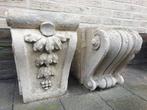 2x versierde balkon console ornament oud herenhuis anno 1885, Antiek en Kunst, Ophalen of Verzenden