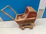 Rieten poppenwagen met beer, Ophalen, Huis en Inrichting