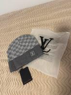 Grijze LV muts, Kleding | Heren, Mutsen, Sjaals en Handschoenen, Ophalen of Verzenden, Zo goed als nieuw, Overige maten, Muts