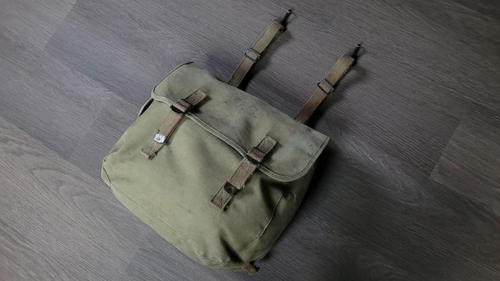 U.S. Rubberized Musette bag 1942, Verzamelen, Militaria | Tweede Wereldoorlog, Landmacht, Kleding of Schoenen, Amerika, Ophalen of Verzenden