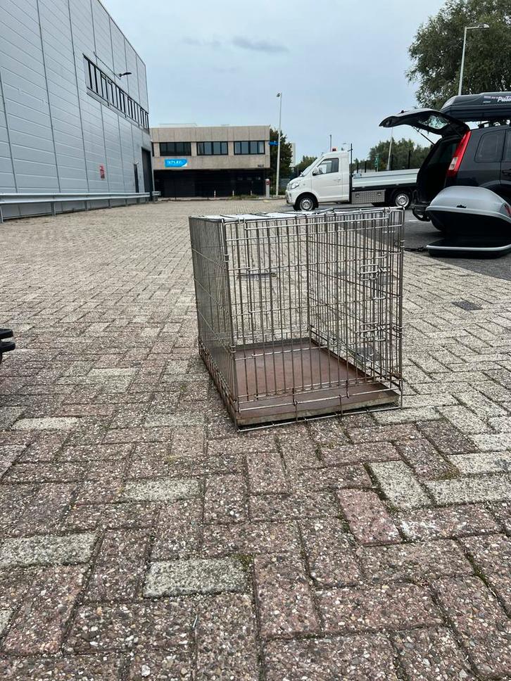 Ruime dierenkooi – gratis bezorging in Amsterdam, Dieren en Toebehoren, Hondenbenches, Nieuw, Ophalen of Verzenden