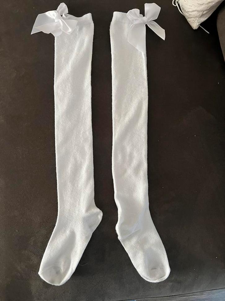 1 paar lange witte kniekousen met strik, Kleding | Dames, Sokken en Kousen, Gedragen, Sokken en Kniesokken, Maat 35 t/m 38, Wit
