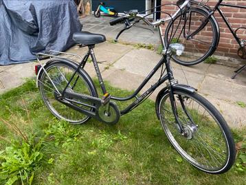 Gazelle degelijke fiets laag model 26 inch beschikbaar voor biedingen