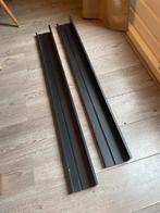 2 zwarte IKEA wandplanken 115cm, Ophalen of Verzenden, Gebruikt