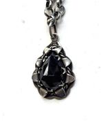 Antieke hanger granaat aan ketting klederdracht, Sieraden, Tassen en Uiterlijk, Antieke sieraden, Verzenden, Zilver, Ketting
