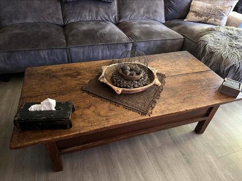 Geleefde antieke spaanse salontafel en eettafel, Huis en Inrichting, Tafels | Salontafels, Gebruikt, Rechthoekig, Ophalen