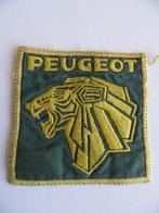 Peugeot oldtimerauto badge - stofjasembleem 10 x 10 cm., Verzamelen, Verzenden, Gebruikt, Auto's